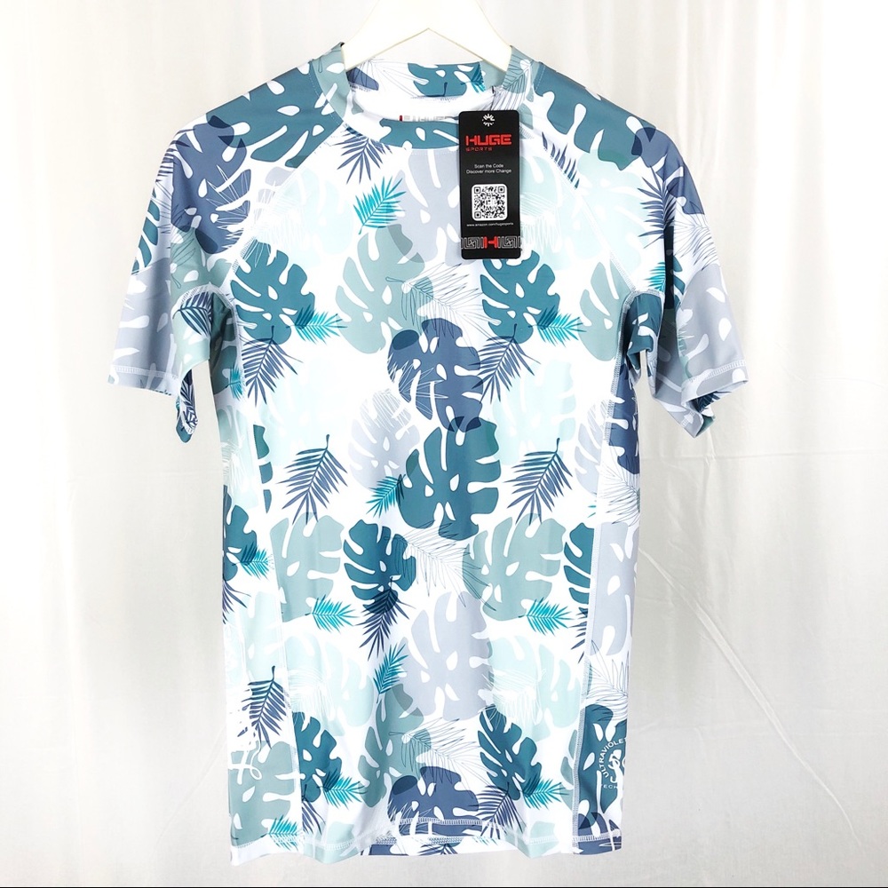 (C-12) Huge Sports Compression Surf Top Medium